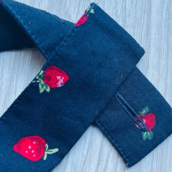 🫎A&F Emerson Drop-Waist Strawberry Mini Halter Dress XS NWT🍓 - Picture 6 of 12